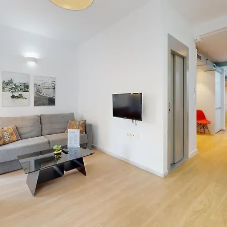 Myflats Luxury Center Apartment