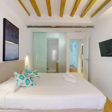 Myflats Luxury Center Apartment *